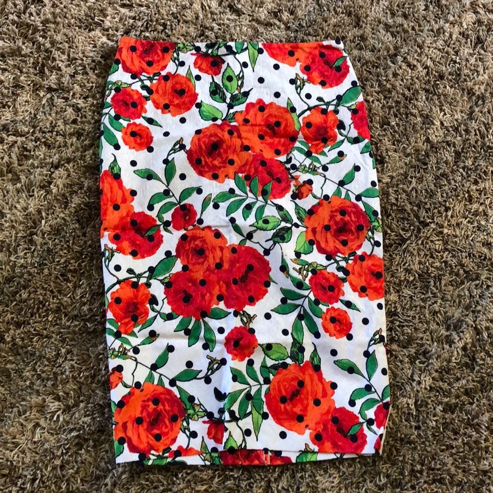 NY&co Poppy Pencil Skirt NWOT